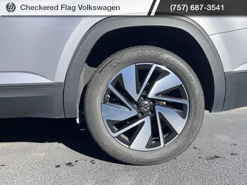 2025 Volkswagen Atlas 2.0T SE w/Technology