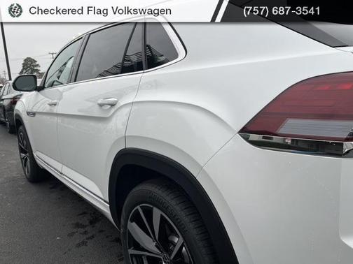 2026 Volkswagen Atlas Cross Sport 2.0T SEL Premium