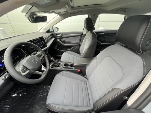 2026 Volkswagen Jetta 1.4T SE