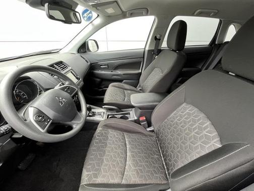 2024 Mitsubishi Outlander Sport 2.0 ES