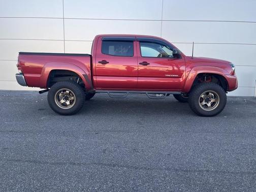 2013 Toyota Tacoma Base