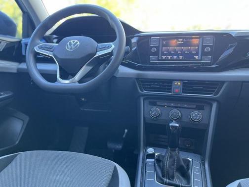 2022 Volkswagen Taos 1.5T S