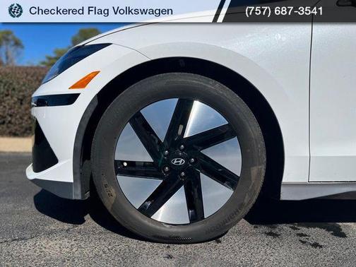 2024 Hyundai IONIQ 6 SE