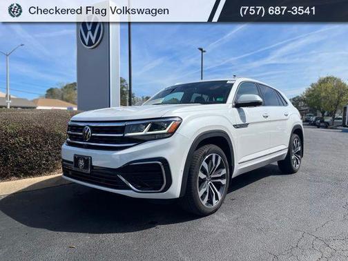 Opal White 2023 Volkswagen Atlas Cross Sport 3.6L V6 SEL Premium R-Line