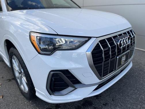 2021 Audi Q3 45 S line Premium