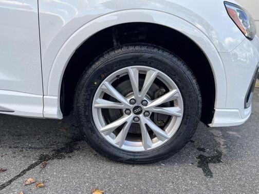 2021 Audi Q3 45 S line Premium