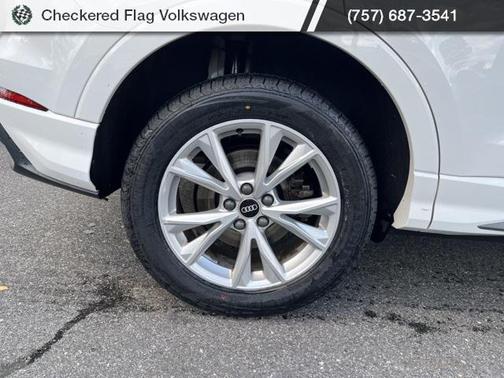 2021 Audi Q3 45 S line Premium