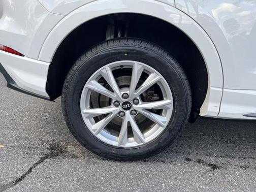 2021 Audi Q3 45 S line Premium