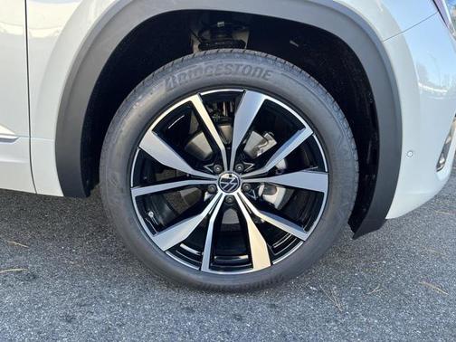 2026 Volkswagen Atlas 2.0T SEL Premium R-Line 4MOTION