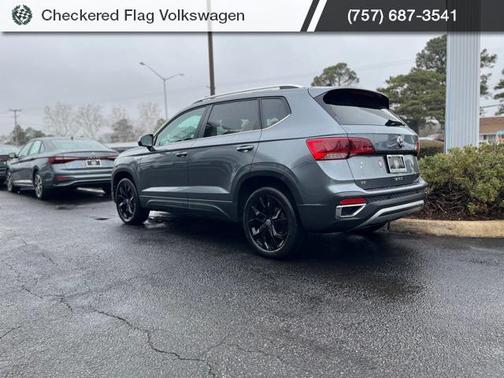 2024 Volkswagen Taos 1.5T SE