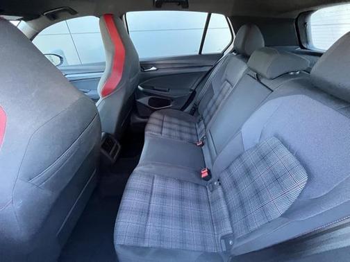 2022 Volkswagen Golf GTI 2.0T S DSG