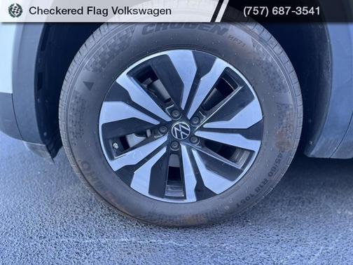 2024 Volkswagen Atlas 2.0T SE