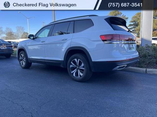 2024 Volkswagen Atlas 2.0T SE