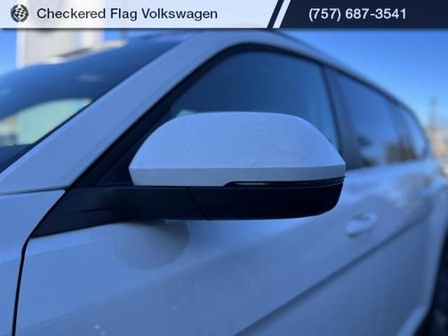 2024 Volkswagen Atlas 2.0T SE