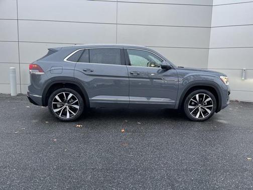 2026 Volkswagen Atlas Cross Sport 2.0T SEL Premium