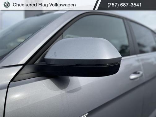 2024 Volkswagen Atlas Cross Sport 2.0T SE w/Technology 4MOTION