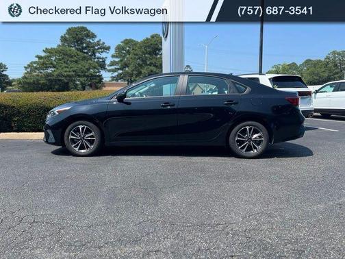 Aurora Black 2023 Kia Forte LXS