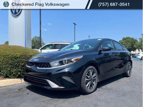 Aurora Black 2023 Kia Forte LXS