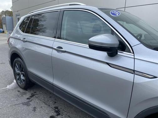 2024 Volkswagen Tiguan 2.0T SE 4MOTION