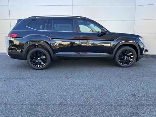 2026 Volkswagen Atlas 2.0T SE w/Technology 4MOTION