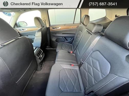 2025 Volkswagen Atlas 2.0T SE w/Technology 4MOTION