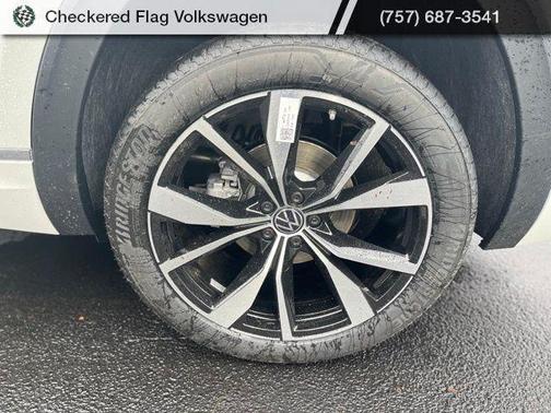 2026 Volkswagen Atlas 2.0T SEL Premium R-Line 4MOTION