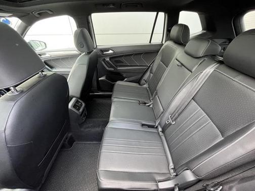 2024 Volkswagen Tiguan 2.0T SE R-Line Black 4MOTION
