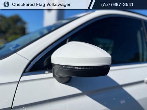 Pure White 2019 Volkswagen Tiguan 2.0T SE 4MOTION