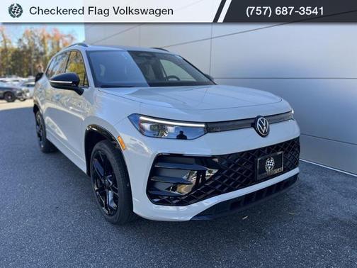 2026 Volkswagen Tiguan 2.0T SE R-Line Black