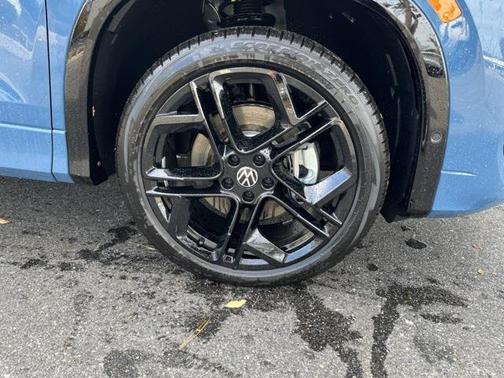 2026 Volkswagen Tiguan 2.0T SE R-Line Black 4MOTION