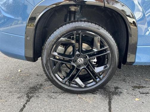 2026 Volkswagen Tiguan 2.0T SE R-Line Black 4MOTION