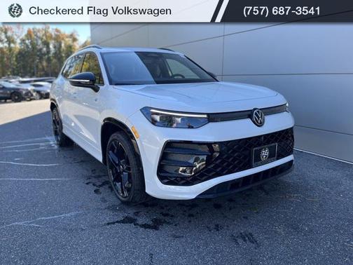 2026 Volkswagen Tiguan 2.0T SE R-Line Black