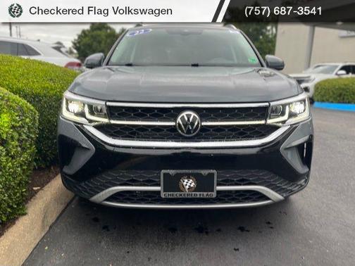 Pure Gray 2022 Volkswagen Taos 1.5T SEL