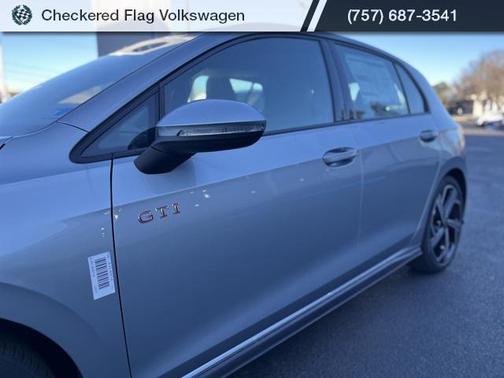 2026 Volkswagen Golf GTI 2.0T SE DSG