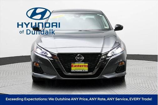 2022 Nissan Altima SR FWD