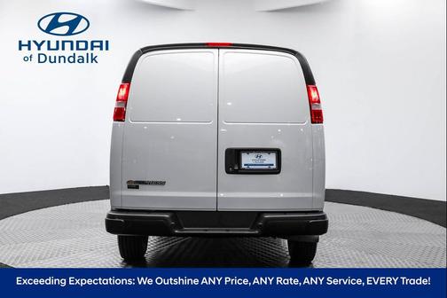 2022 Chevrolet Express 2500 RWD 2500 Regular Wheelbase WT