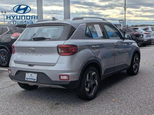 2021 Hyundai VENUE SEL