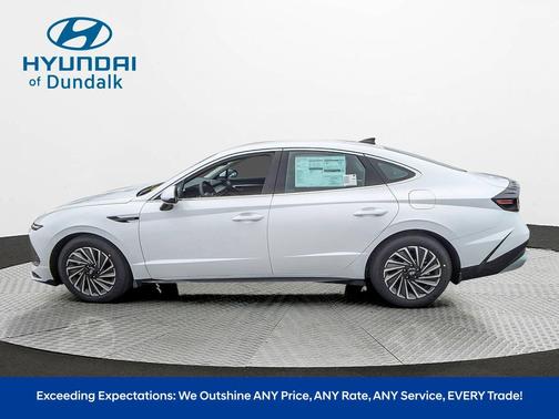 2025 Hyundai SONATA Hybrid SE