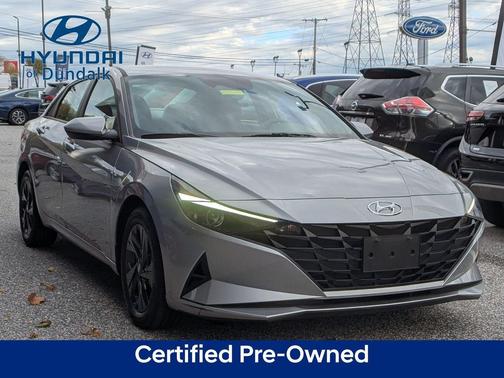 2022 Hyundai ELANTRA SEL
