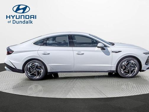 2026 Hyundai SONATA SEL