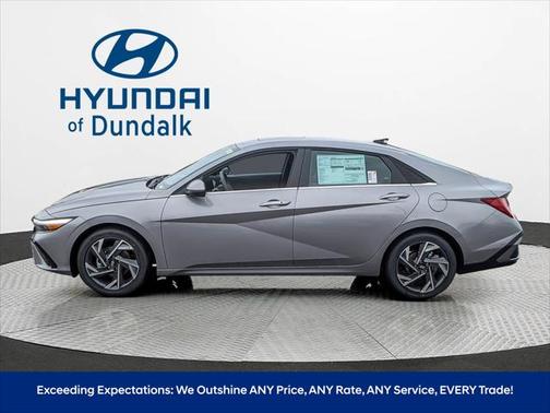 2025 Hyundai ELANTRA SEL