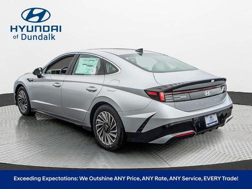 2025 Hyundai SONATA Hybrid SE
