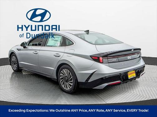 2025 Hyundai SONATA Hybrid SE