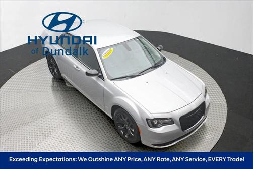 2022 Chrysler 300 Touring