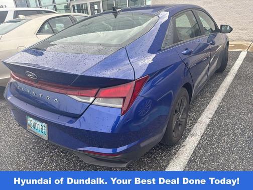 2023 Hyundai ELANTRA SEL