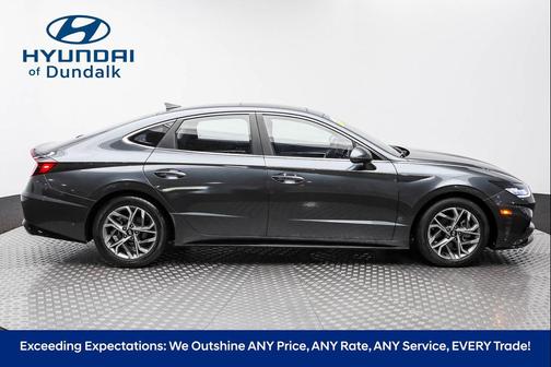 2022 Hyundai SONATA SEL