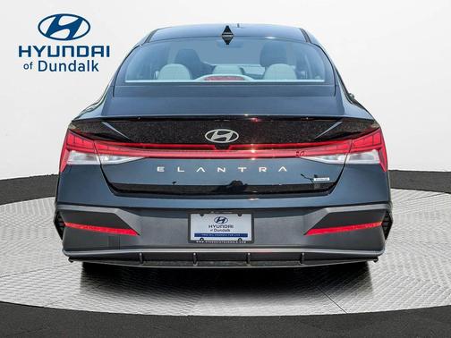 2025 Hyundai ELANTRA HEV SEL Sport