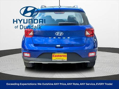 2025 Hyundai VENUE SEL