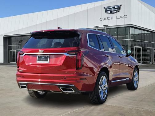 2025 Cadillac XT6 Premium Luxury FWD