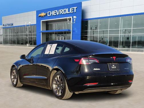 2022 Tesla Model 3 Long Range